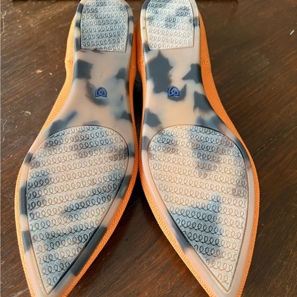 Rothy’s - The Point in Tangerine size 7 New in Box - Picture 2 of 4